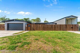 180 Melbourne Ave in Merritt Island, FL - Building Photo - Building Photo