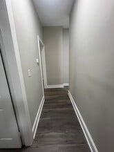 4207 W Market St in Louisville, KY - Building Photo - Building Photo