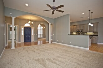 5304 S 44th St in Rogers, AR - Building Photo - Building Photo