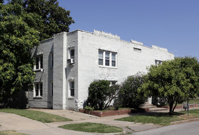 Pamela Apartments in Tulsa, OK - Building Photo - Building Photo