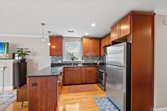 7 Fox St in Boston, MA - Building Photo - Building Photo