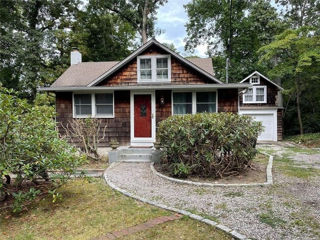 property at 17 Poplar Ave