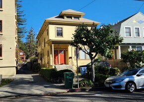 2619 College Ave in Berkeley, CA - Building Photo