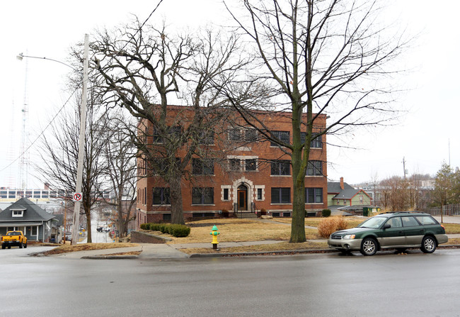 Hillside in Des Moines, IA - Building Photo - Building Photo