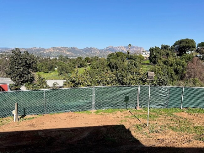 8707 Golden Ridge Rd in Lakeside, CA - Building Photo - Building Photo