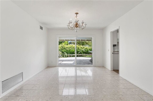 2727 Island View Dr in Newport Beach, CA - Building Photo - Building Photo