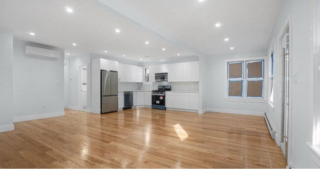 property at 158-29-15875 75th Ave