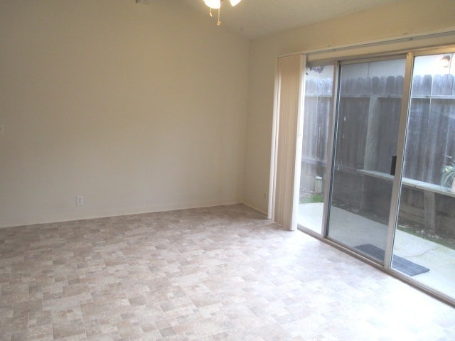 7219-7221 Castilian Ct in Citrus Heights, CA - Building Photo - Building Photo