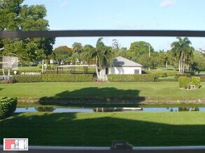 188 Preston Way in Boca Raton, FL - Foto de edificio - Building Photo