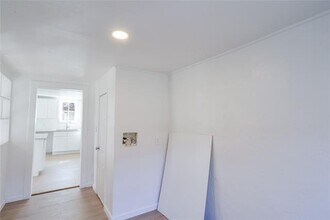 217 N Burdette Ave in Sherman, TX - Building Photo - Building Photo