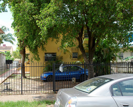 752 NW 2nd St in Miami, FL - Building Photo - Building Photo