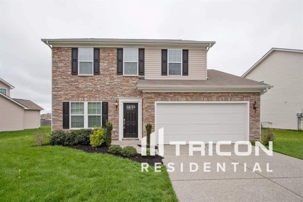 2037 Silverton Cir in Spring Hill, TN - Building Photo