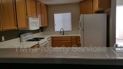 1284 Chaparral Cir in San Luis Obispo, CA - Building Photo - Building Photo