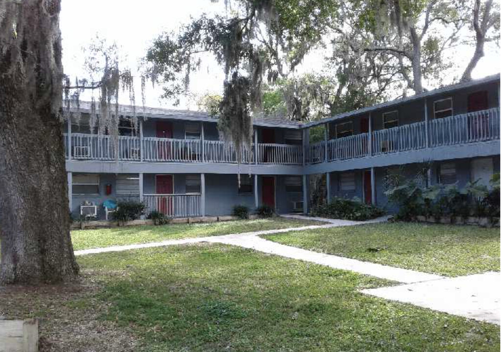 1040 Bert Rd, Unit 5 in Jacksonville, FL - Building Photo