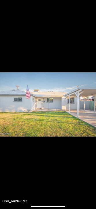 2921 W Highland Ave in Phoenix, AZ - Building Photo