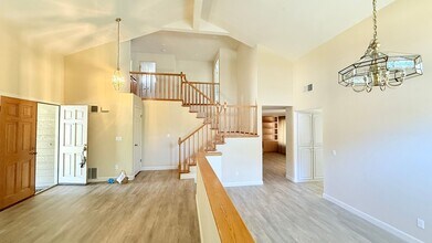 233 Tipperary Ln in Alameda, CA - Building Photo - Building Photo