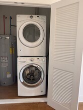 429 Bergen Ave, Unit 311 in Jersey City, NJ - Foto de edificio - Building Photo