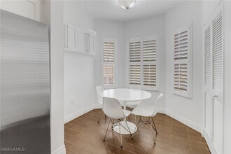 450 Bayfront Pl in Naples, FL - Building Photo - Building Photo
