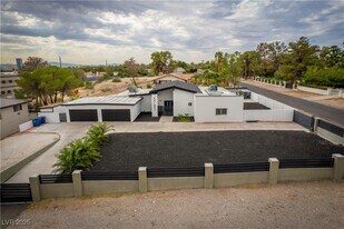 5785 Edna Ave in Las Vegas, NV - Building Photo