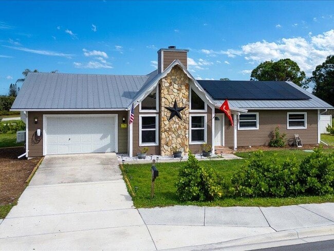 1297 SE Floresta Dr in Port St. Lucie, FL - Building Photo - Building Photo