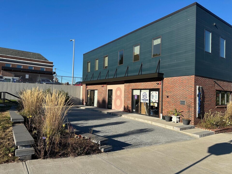 8 Government Way in Somersworth, NH - Building Photo