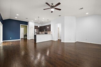 706 Coconut Grove St in Pflugerville, TX - Building Photo - Building Photo