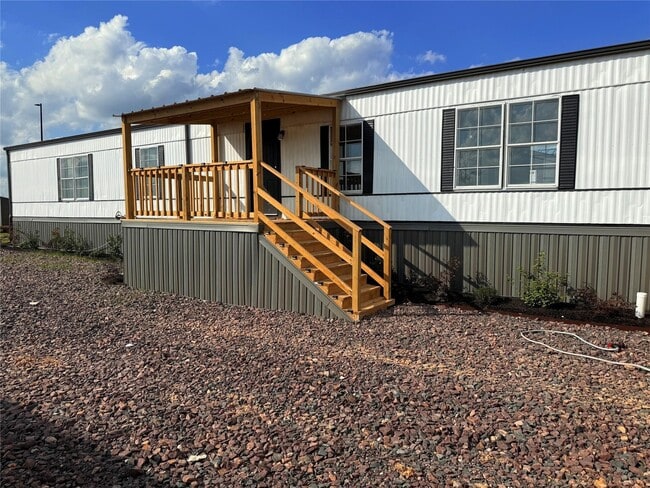 property at 1133 Rd 5823