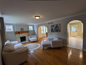 5800 Pershing Ave in St. Louis, MO - Building Photo - Building Photo