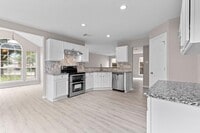 2314 Shady Pine Dr photo'