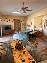 17247 N 106th Ave in Sun City, AZ - Building Photo - Building Photo