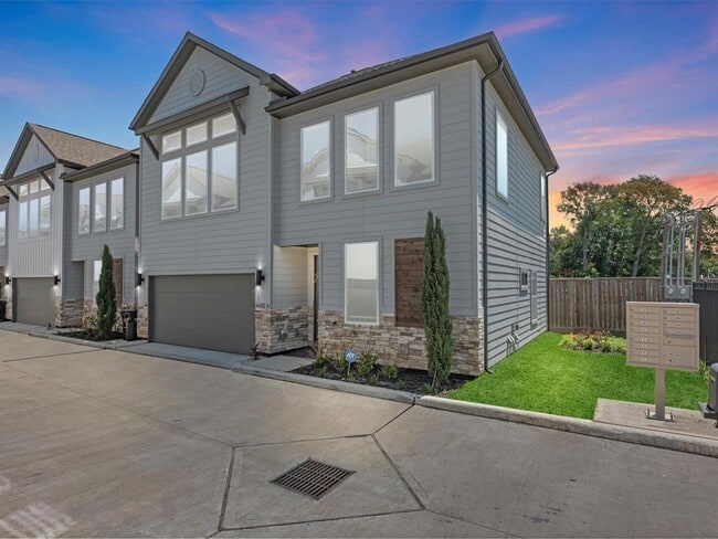 property at 4450 W Tidwell Rd