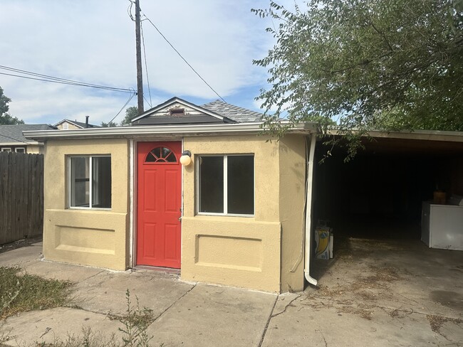 property at 937 S Vrain St
