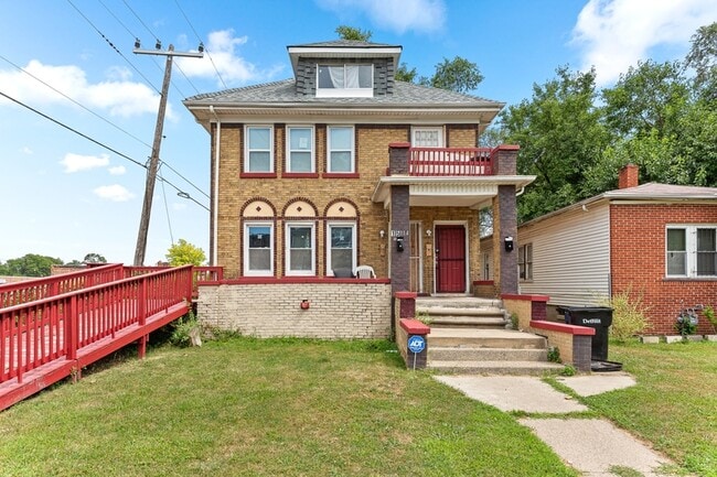 property at 15114 Quincy St