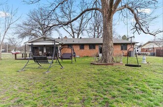2714 W 51st St in Tulsa, OK - Foto de edificio - Building Photo