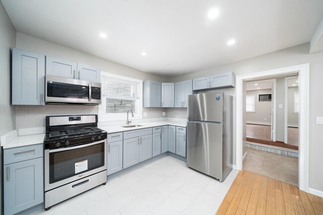 property at 27 W 16th St