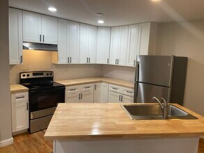 611 Inglewood Dr in Smyrna, GA - Building Photo - Building Photo