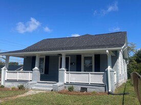 645 Junia Ave in Winston-Salem, NC - Building Photo