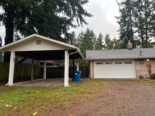property at 16866 SE 286th St