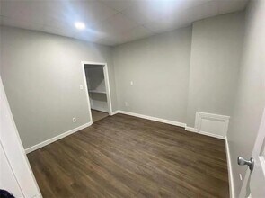 4 Basildon Cir in Bella Vista, AR - Building Photo - Building Photo