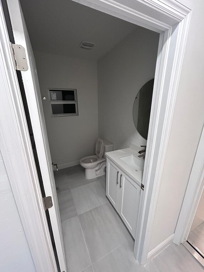 2119 Armour Rd in Lehigh Acres, FL - Building Photo - Building Photo