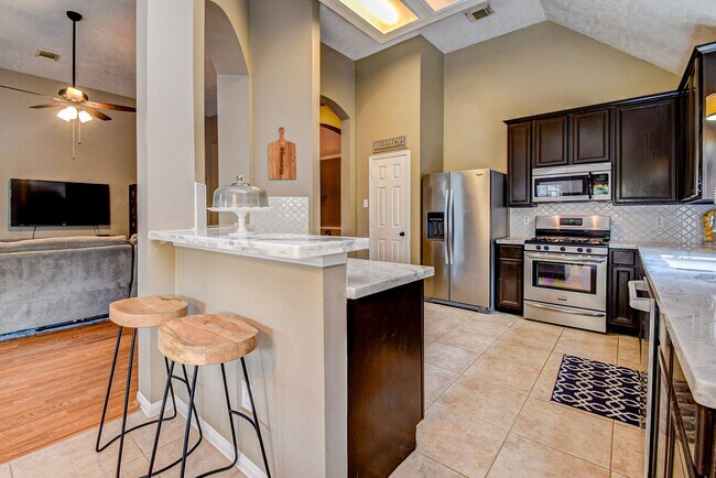 3607 Glenhill Drive in Pearland, TX - Building Photo - Building Photo