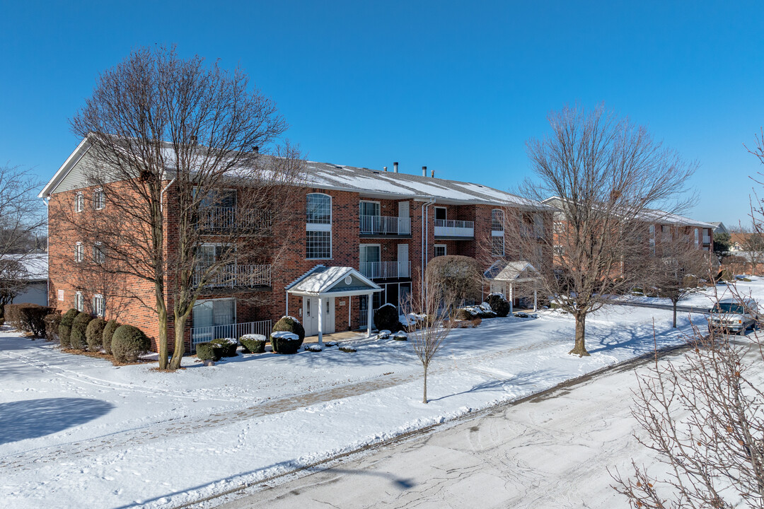 18240 Eagle Dr in Tinley Park, IL - Building Photo