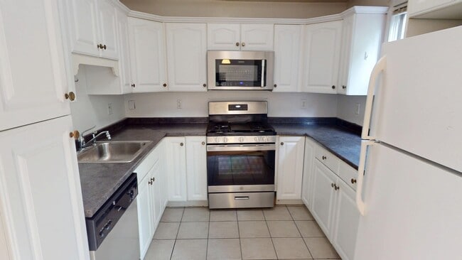 40 Pearl St, Unit 2 in Cambridge, MA - Building Photo - Building Photo