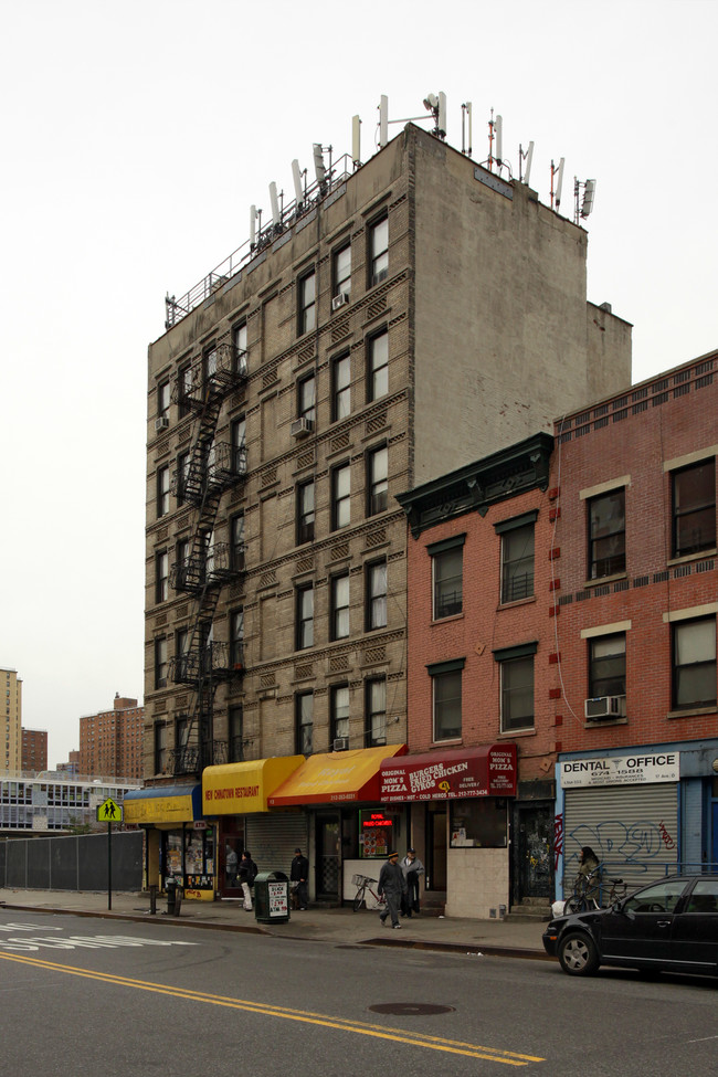 11-13 Avenue D in New York, NY - Building Photo - Building Photo