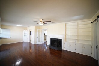 2013 S Magnolia Dr in Tallahassee, FL - Building Photo - Building Photo