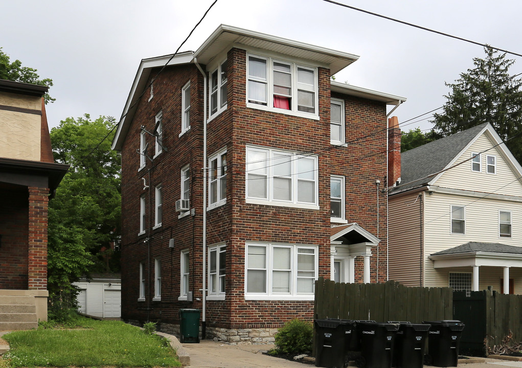 2923 Euclid Ave in Cincinnati, OH - Building Photo