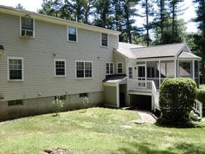 9 Fleetwood Dr in Norfolk, MA - Building Photo - Building Photo