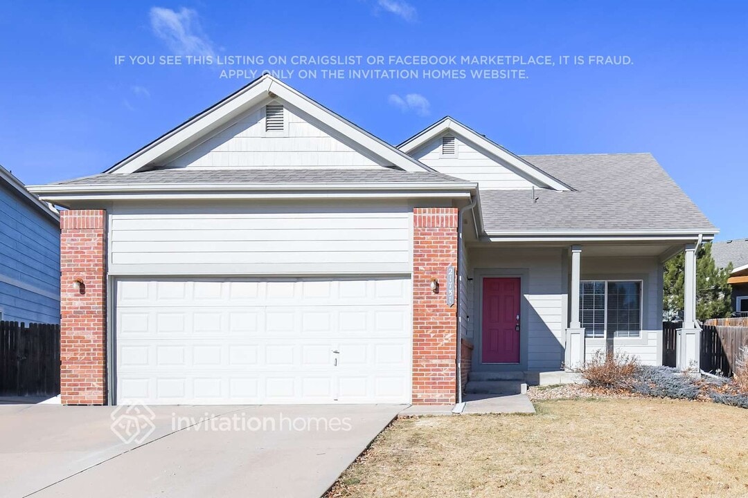 21731 E Kent Dr in Aurora, CO - Foto de edificio