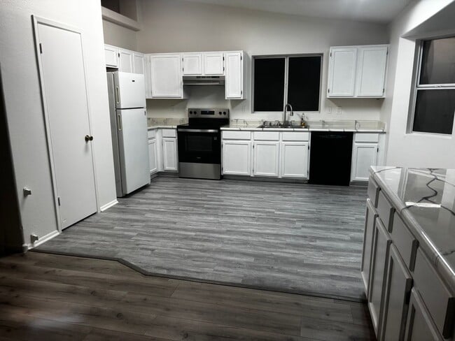 4439 N 85th Dr in Phoenix, AZ - Building Photo - Building Photo