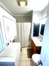 8 Harris St, Unit 2 in Auburn, ME - Building Photo - Building Photo